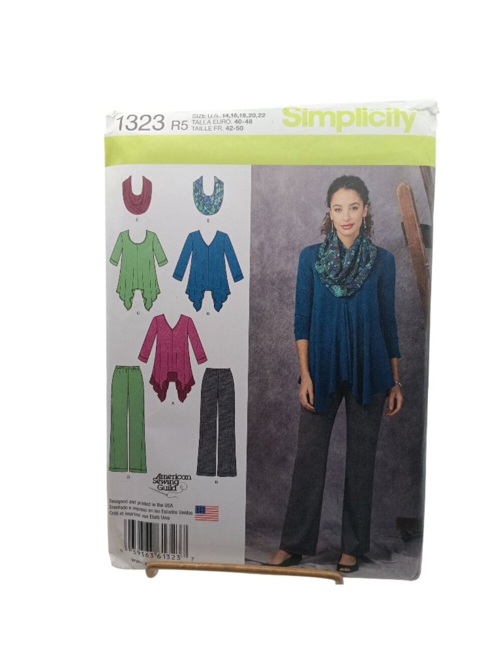 Misses Tunics Pants & Infinity Scarf UNCUT Sewing Pattern By Simplicity 1323 Siz